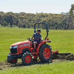 Kubota L3200HD Compact Tractor