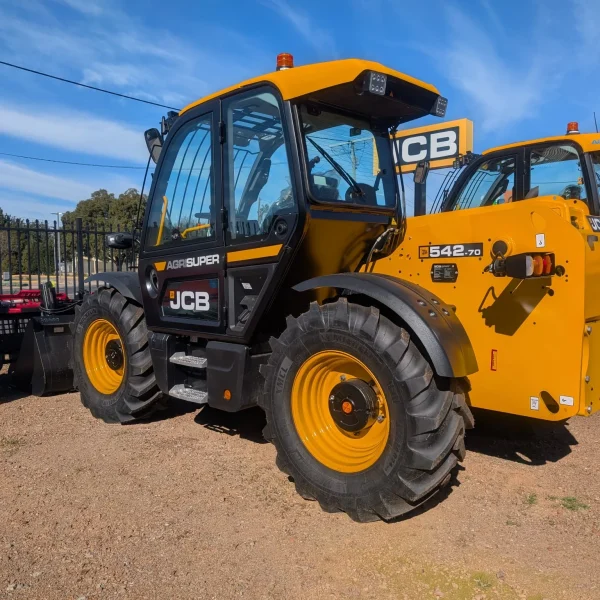 JCB 542-70 telehandler